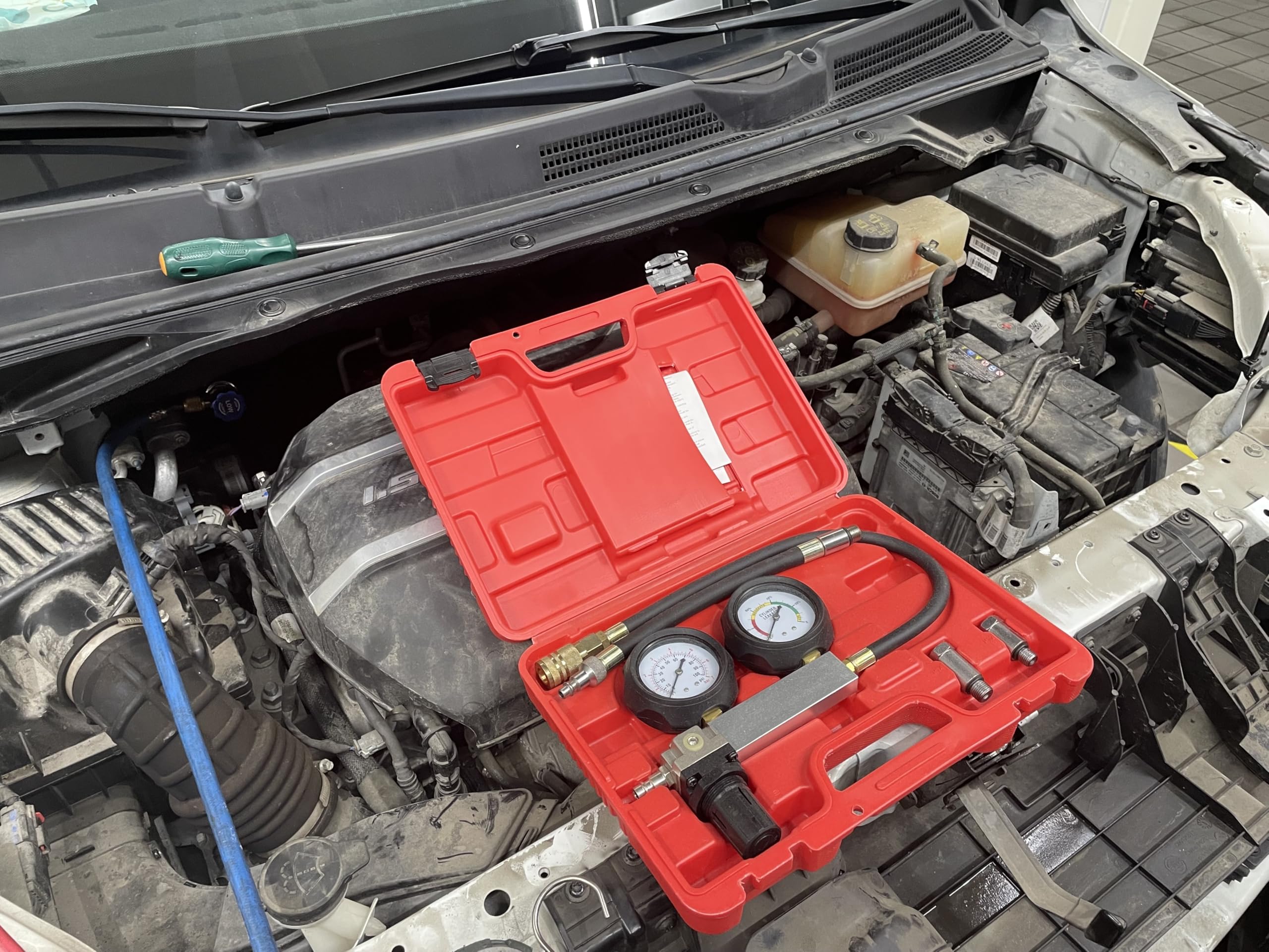 HFS(R) Cylinder Leak Detector,Engine Compression Diagnosis Test Kit,Cylinder Leakage Leakdown Leak Detector Engine Compression Tester for Piston Ring, Valve, Head Gasket - Image 3